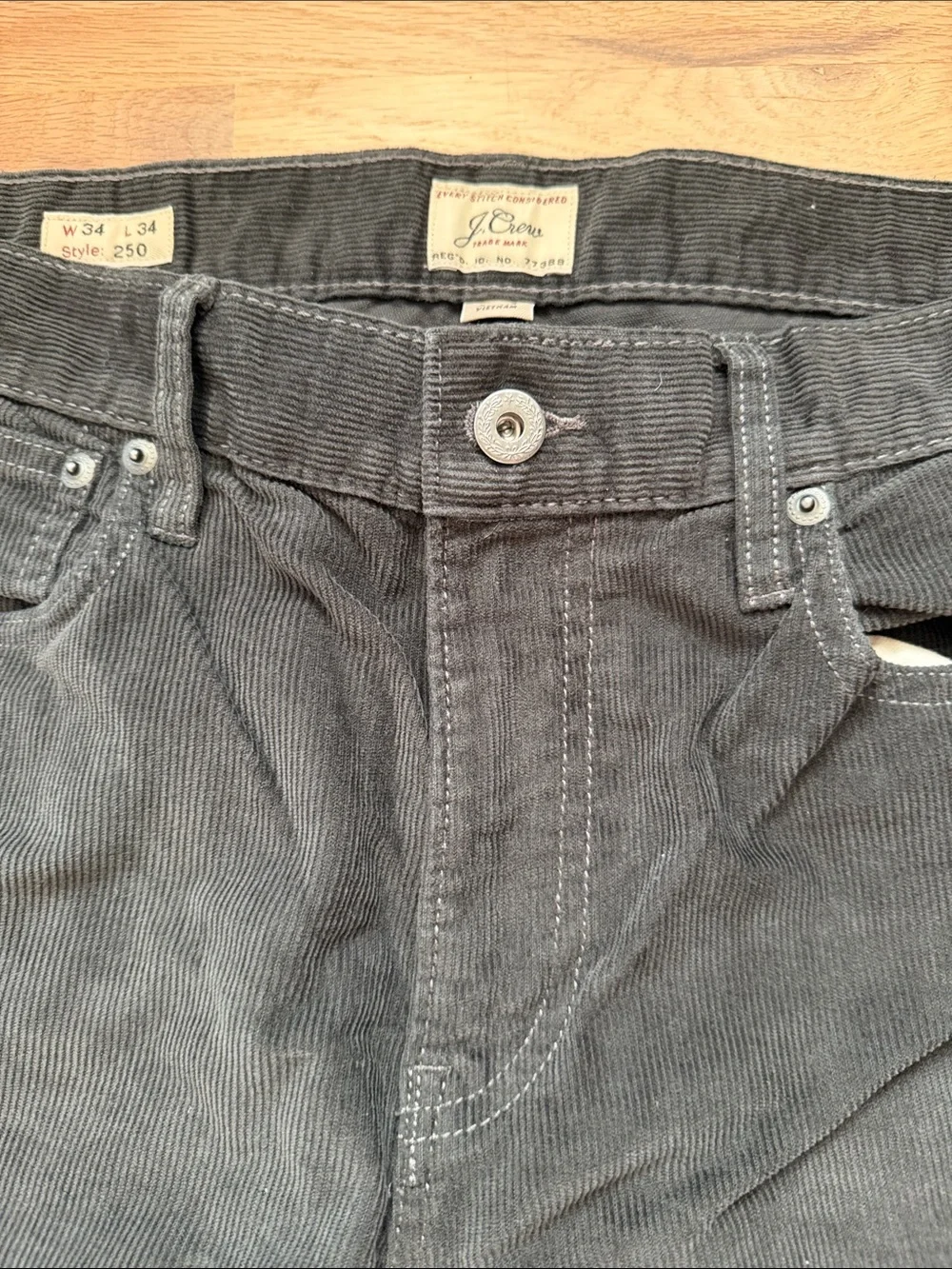 J. Crew Men's Style 250 Corduroy Pants in Dark Gray Waist 34 x Length 34